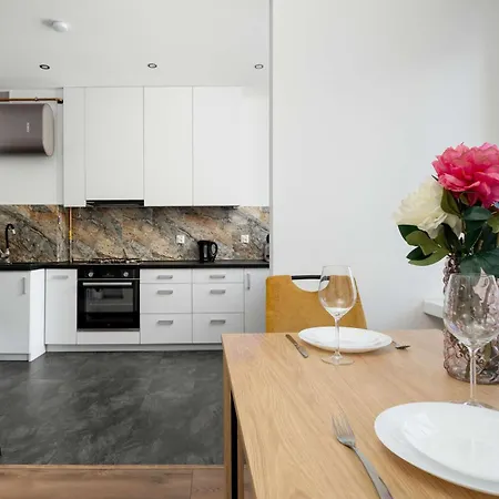 Apartman Praktyczne Blisko Centrum Wroclawia By Renters *