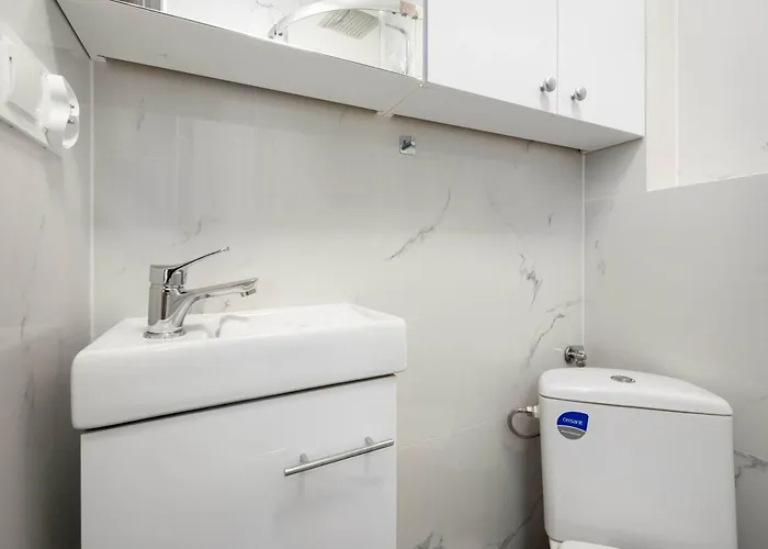 Praktyczne Blisko Centrum Wroclawia By Renters Apartman *