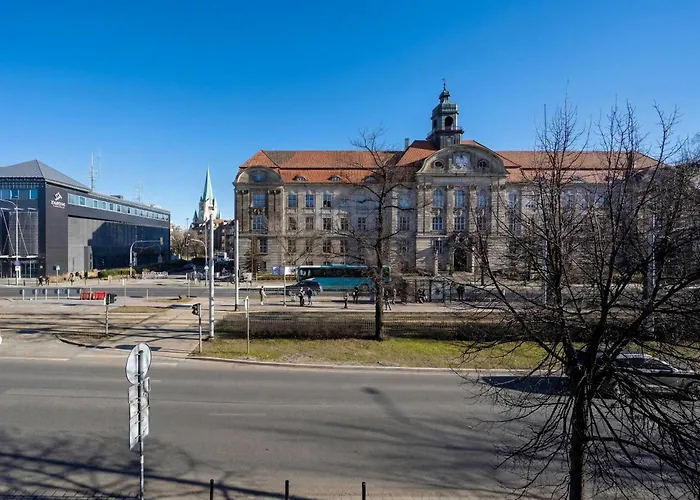 Praktyczne Blisko Centrum Wroclawia By Renters Apartman Wrocław